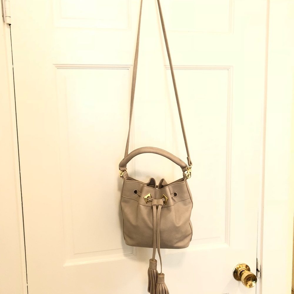 DANIELLE NICOLE Crossbody Bucket Bag with Fringe